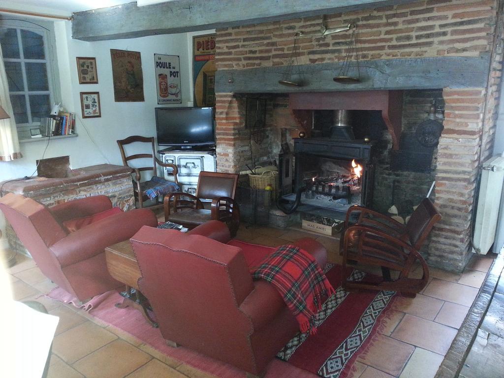 La Maison De L'Oenologue Poucharramet ภายนอก รูปภาพ